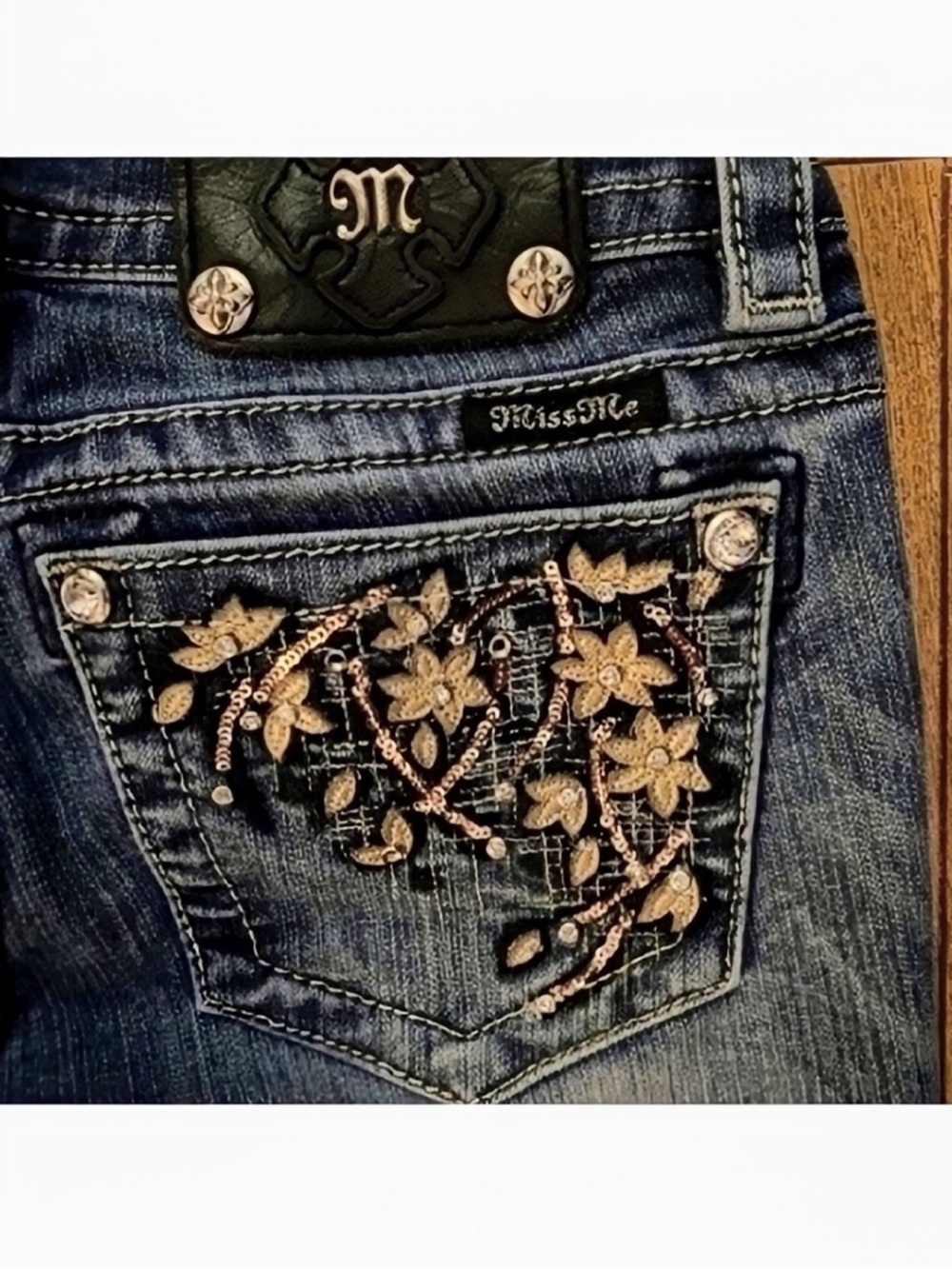 Gorgeous Vintage Miss Me Signature-Rise Boot Jeans Embellished Pkts 34” Inseam